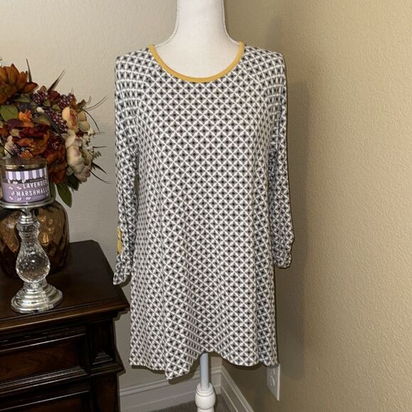 Matilda Jane | Make Believe Starstruck Top Roll Tab Sleeve Tunic Medium - Picture 3 of 4